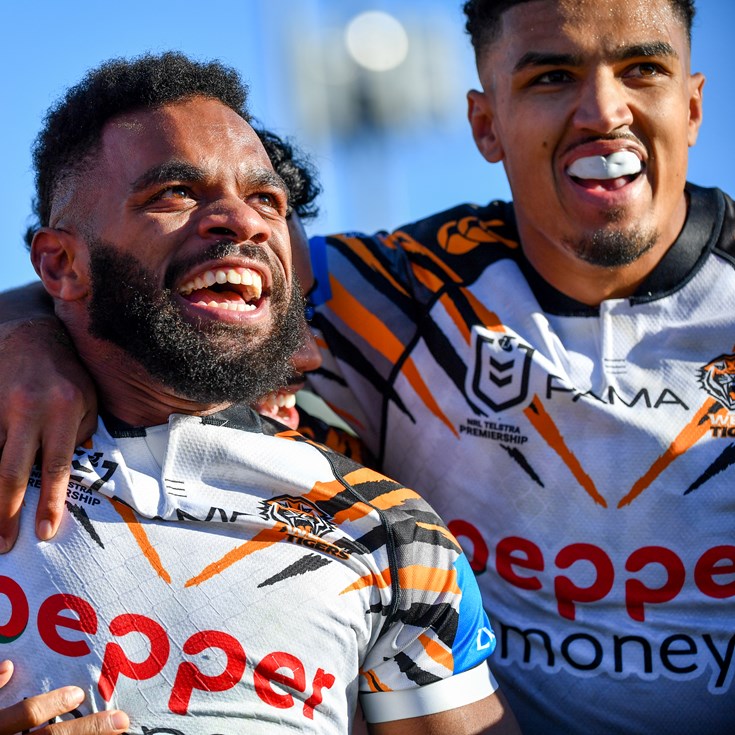 Wests Tigers light up Campbelltown