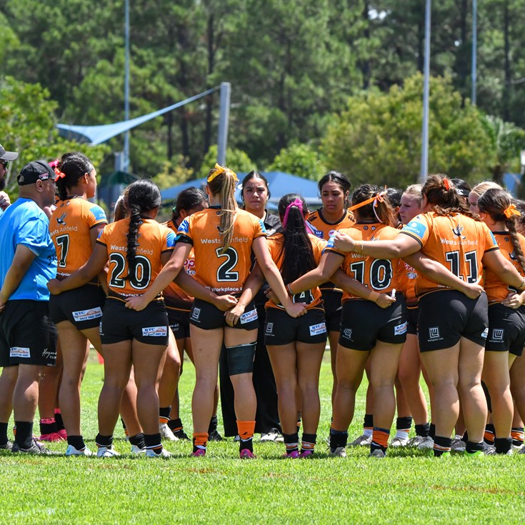 Women’s Pathways Teams Ready for Finals Footy