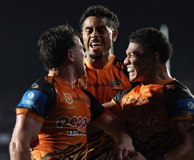 Wests Tigers impress in win over Warriors in Auckland