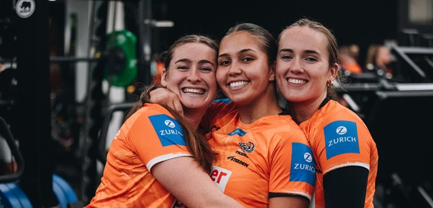 Zurich and Wests Tigers give back to community rugby league