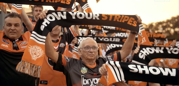 #ShowYourStripes by showing your scarf