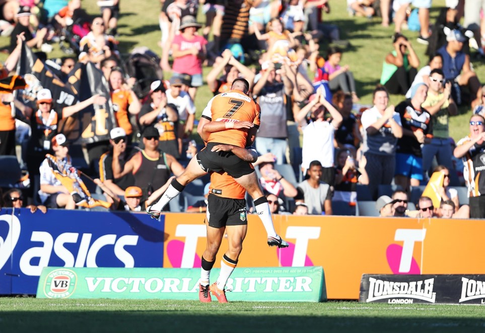 Competition - NRL PremiershipRound - Round 01Teams - Wests Tigers Vs WarriorsDate - 5th of March 2016Venue - Campbelltown Stadium, Campbelltown, Sydney NSWPhotographer - Robb Cox