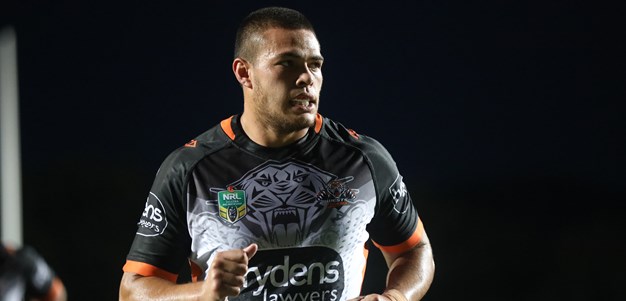 Lolohea, Thompson battling for fullback spot