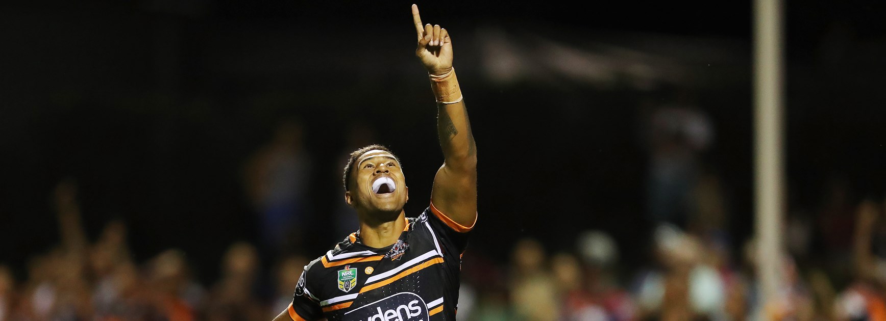 Newcastle steal win at the death over Wests Tigers