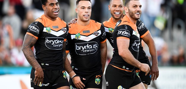 Strong team named as Farah brings up club record