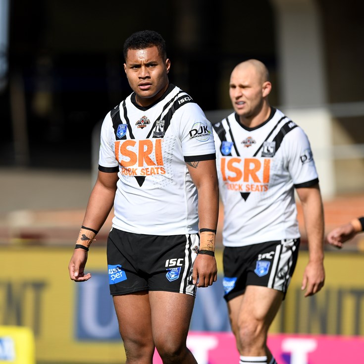 Second half struggle sees Magpies downed by Panthers