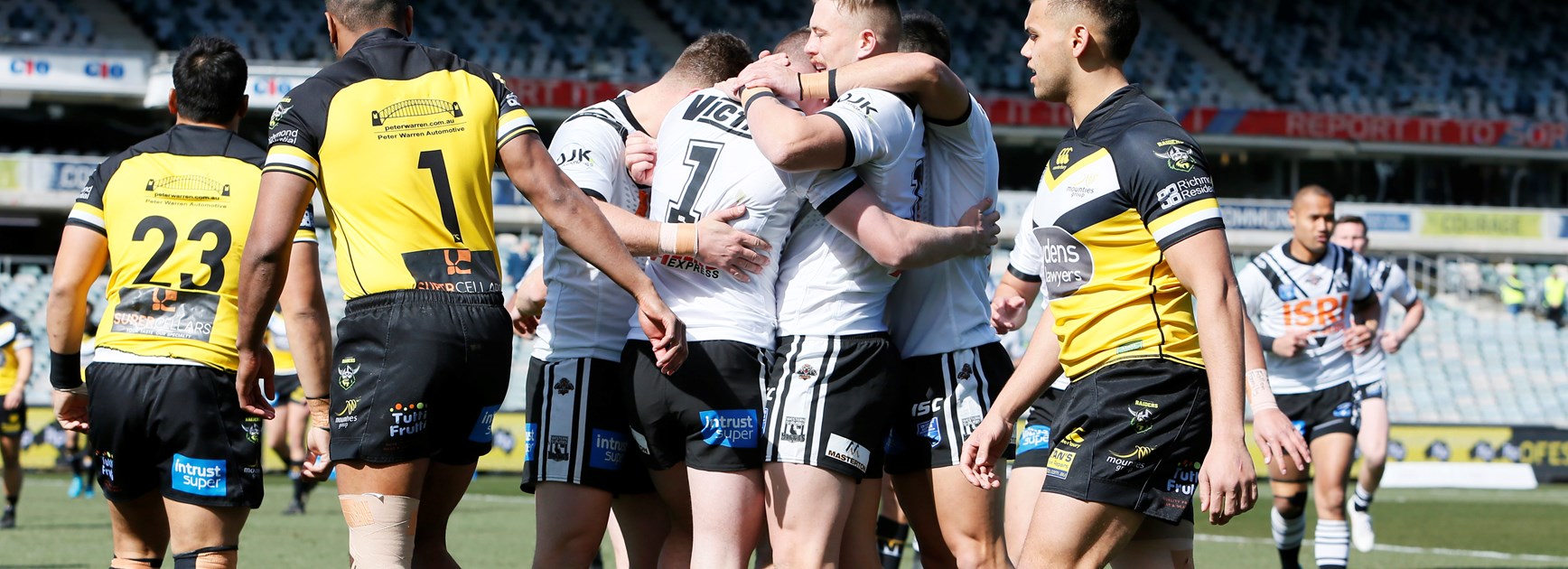 Gamble field goal seals stunning win for Magpies