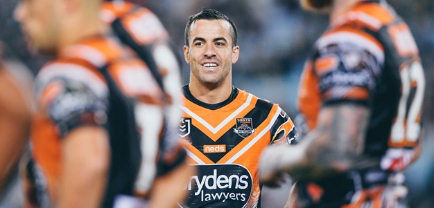 Wests Tigers re-sign Corey Thompson