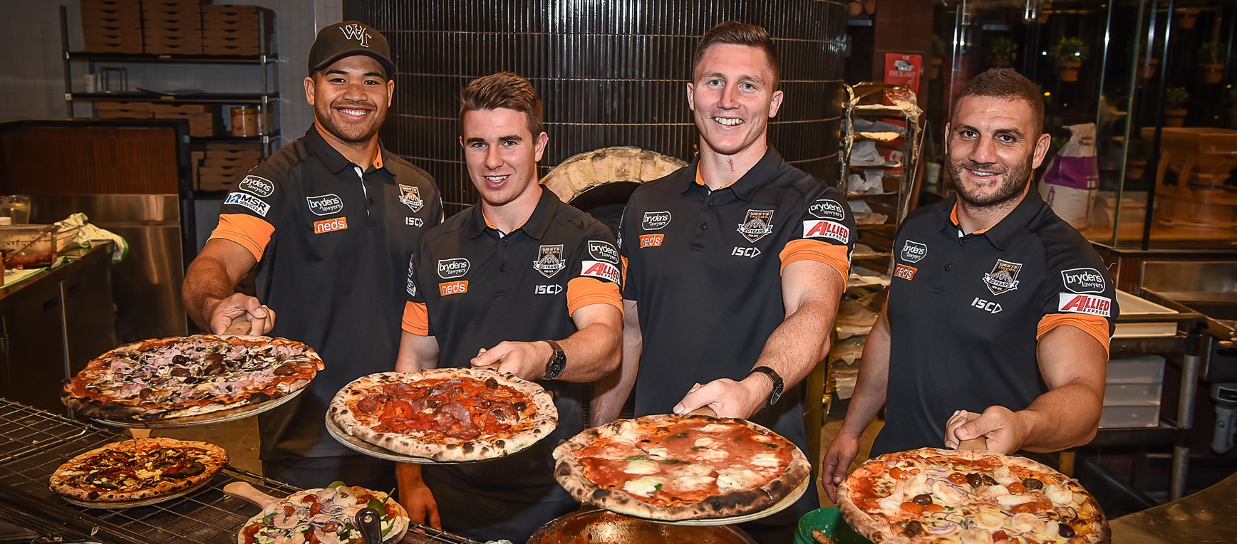 Pizza with the Players at Wests Ashfield