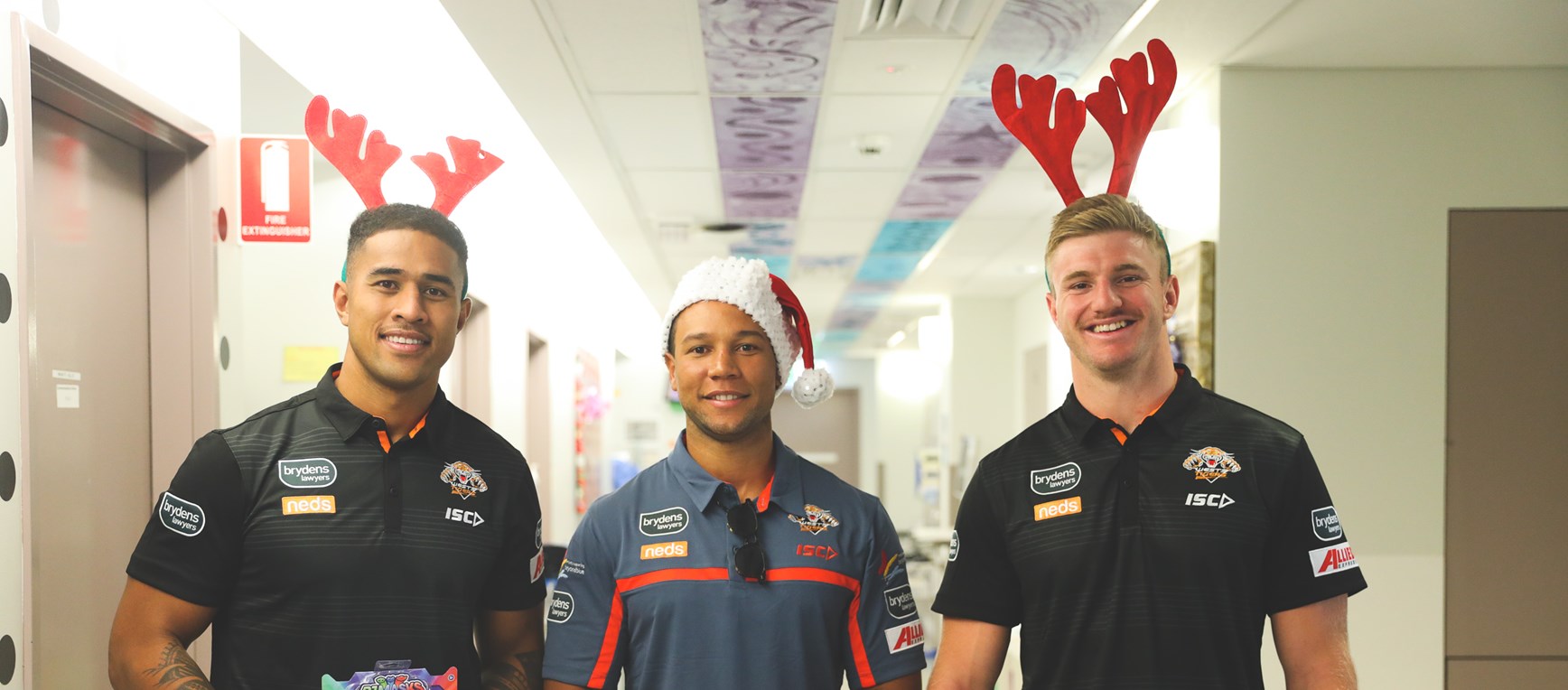 Wests Tigers spread Christmas cheer across Sydney
