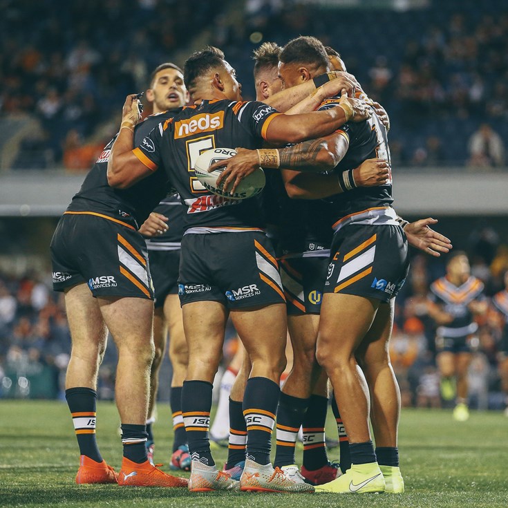 All the photos from Round 23!