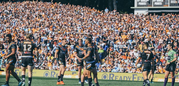 All the photos from Round 25!