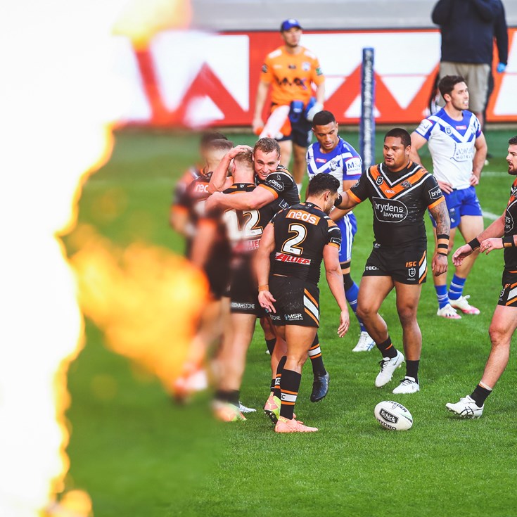 Re-live the thrilling final moments from Bankwest Stadium
