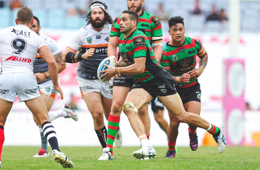 Robbie Farah prepares to take Greg Inglis at ANZ Stadium in 2015