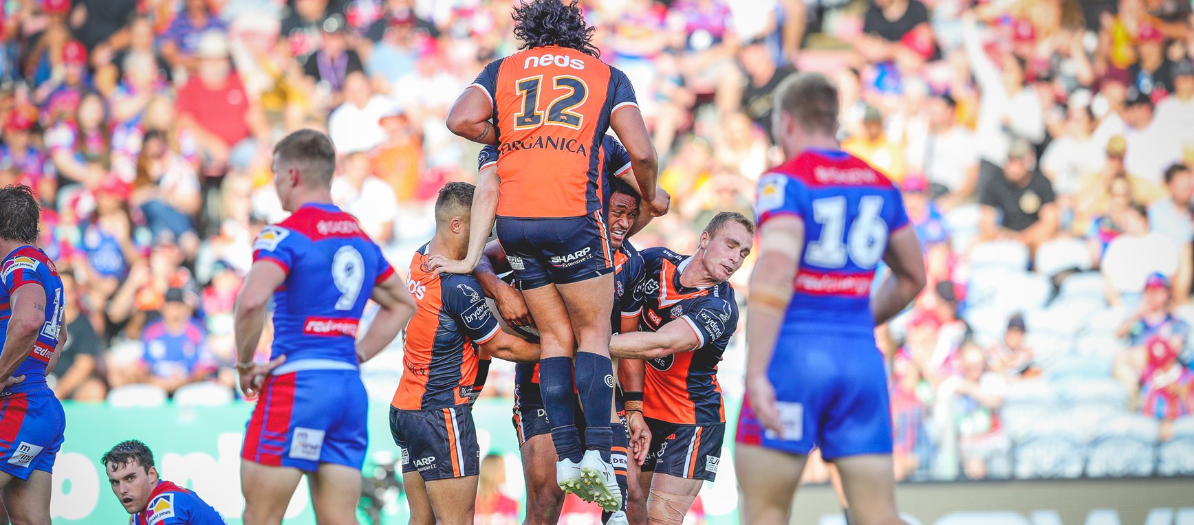 The best photos from our win in Newcastle!
