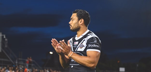 Nofoaluma catches the Titans defence out from a quick tap