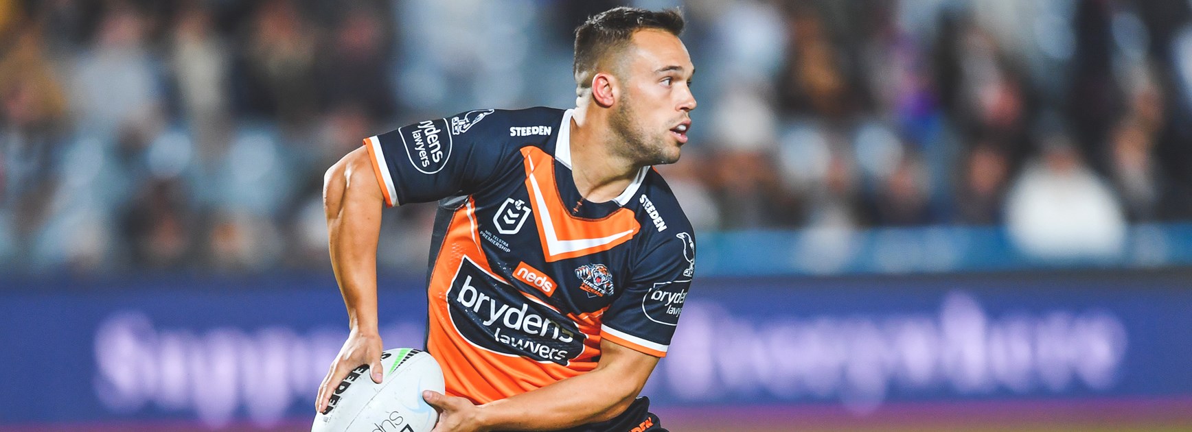 Wests Tigers fall to Warriors on the Central Coast