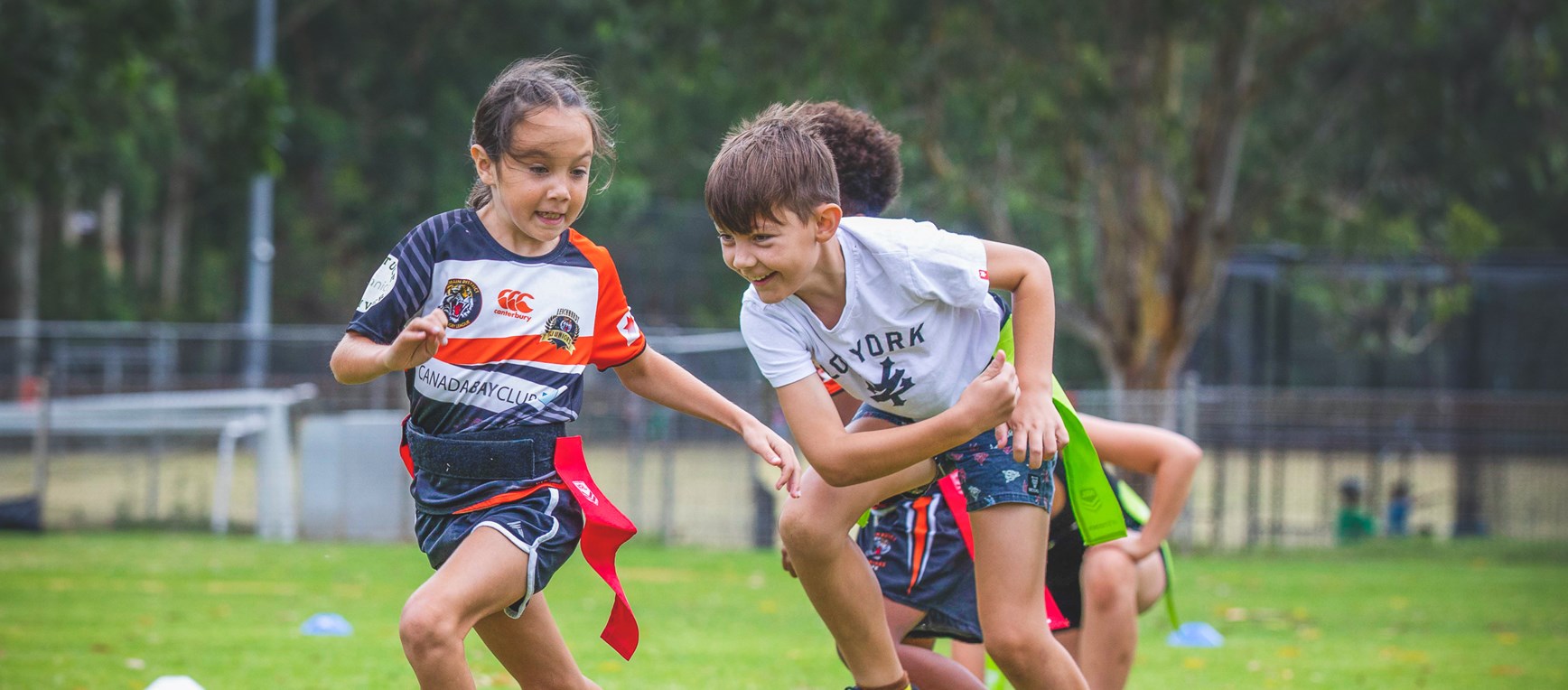 Plenty of smiles at Wests Tigers school holiday clinics!
