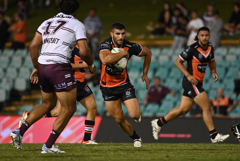 Alex Twal in pre-season trial against Manly