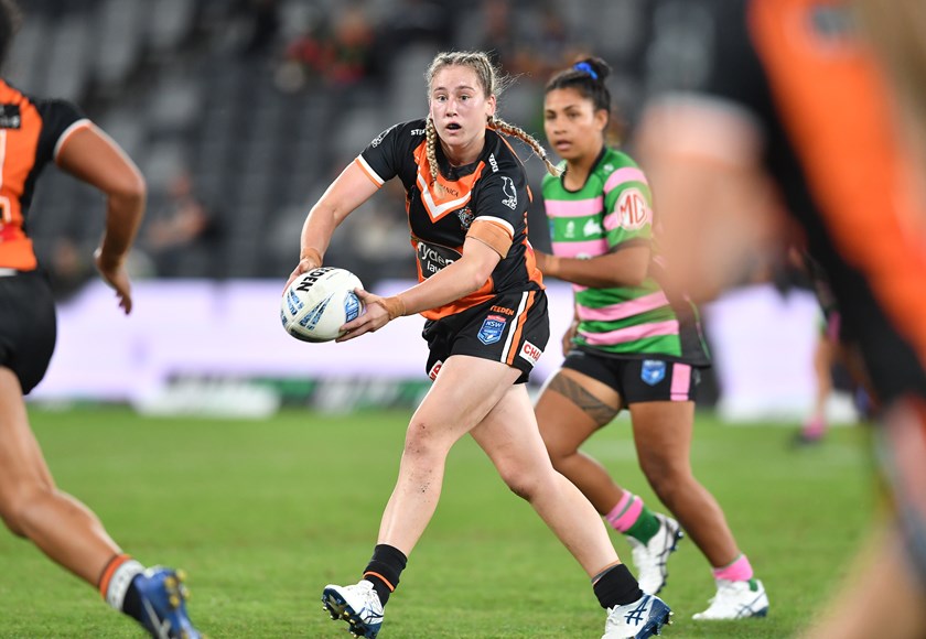Wests Tigers HNW captain Emily Curtain 
