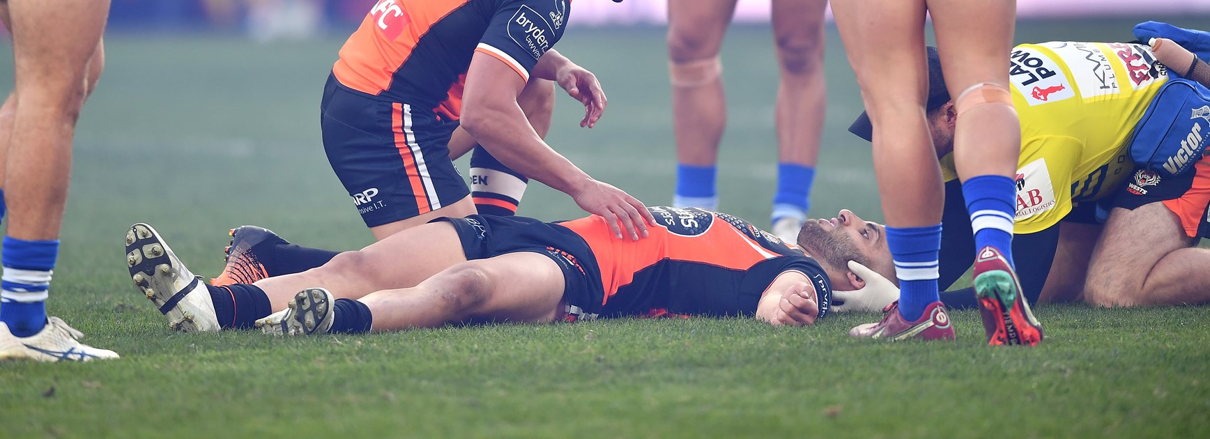 Twal concussed in first minute against the Bulldogs