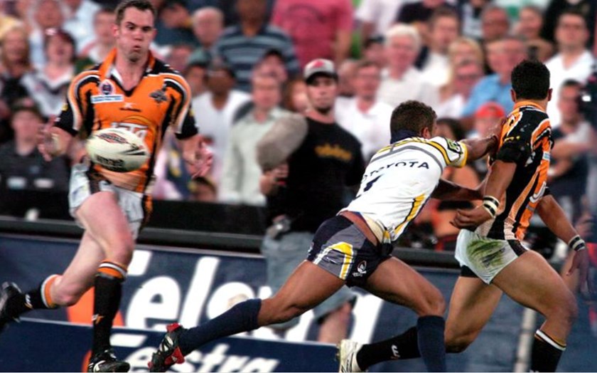 "Marshall skips away...Marshall skips away..." and then the flick pass to Richards