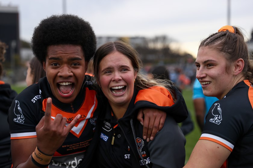 HNW players Losana Lutu and Taylor Osborne with Tarsha Gale coach Letitia Taylor (middle)