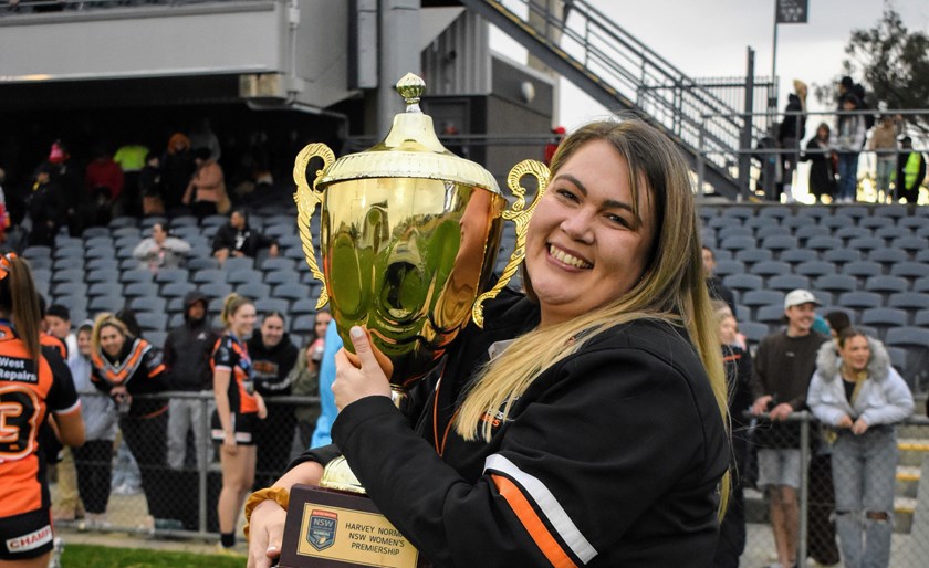 Smiles all round for Wests Tigers HNW team manager, Jess Schwartz