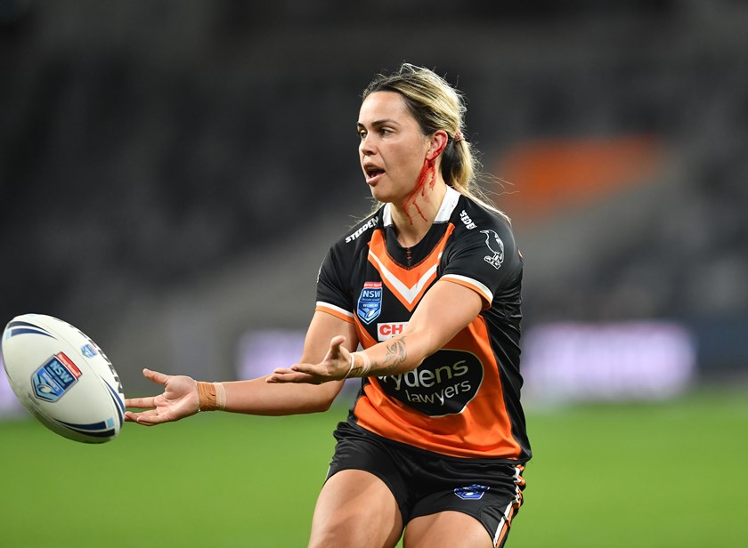 Botille Vette-Welsh playing for Wests Tigers in 2021