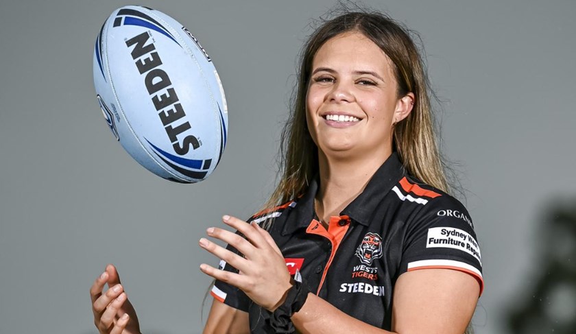 Wests Tigers Tarsha Gale and NSW City Under-19s Women's coach Letitia Taylor 