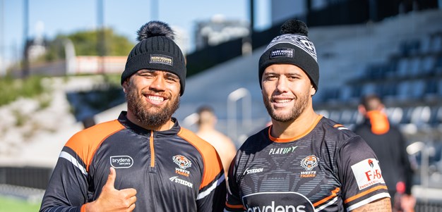 Wests Tigers help launch Beanie Round