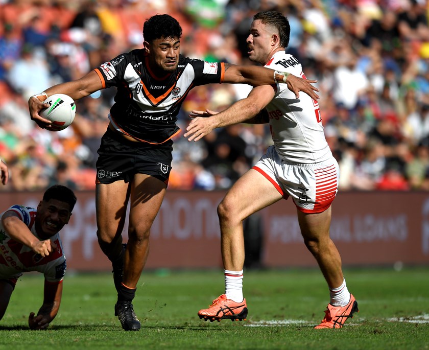 Kepaoa in action against Dragons at Magic Round