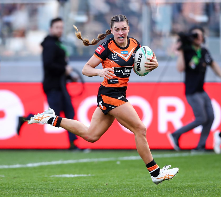 Whitfeld in full flight at CommBank Stadium