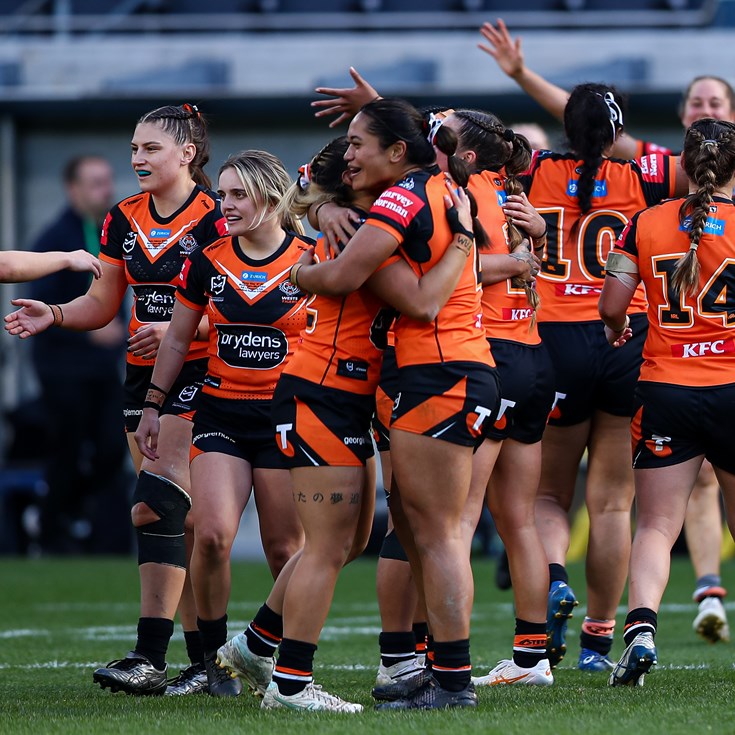 Whitfeld loving her footy