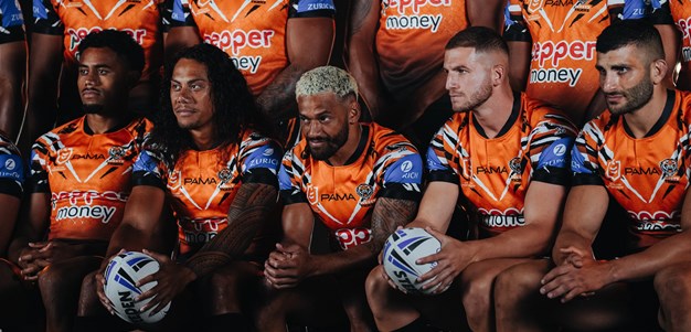 Team-mates pay tribute to Api Koroisau on 250 games