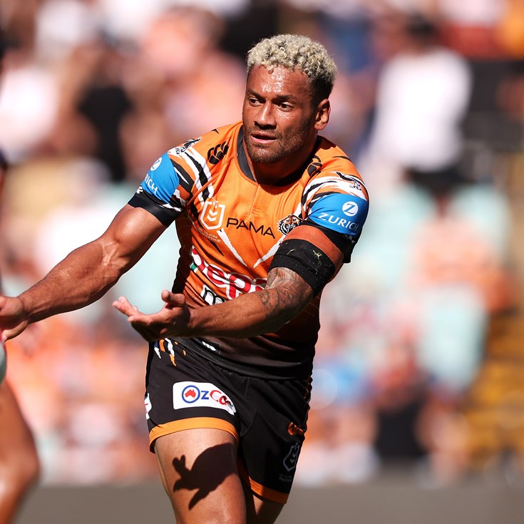 Api Koroisau reaches 250 NRL games milestone