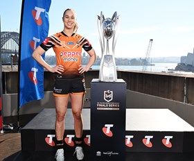Kezie Apps reaches 50 games milestone in NRLW