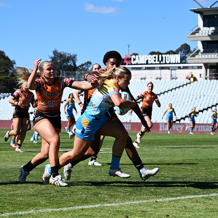 Tigers suffer heavy NRLW loss to Titans