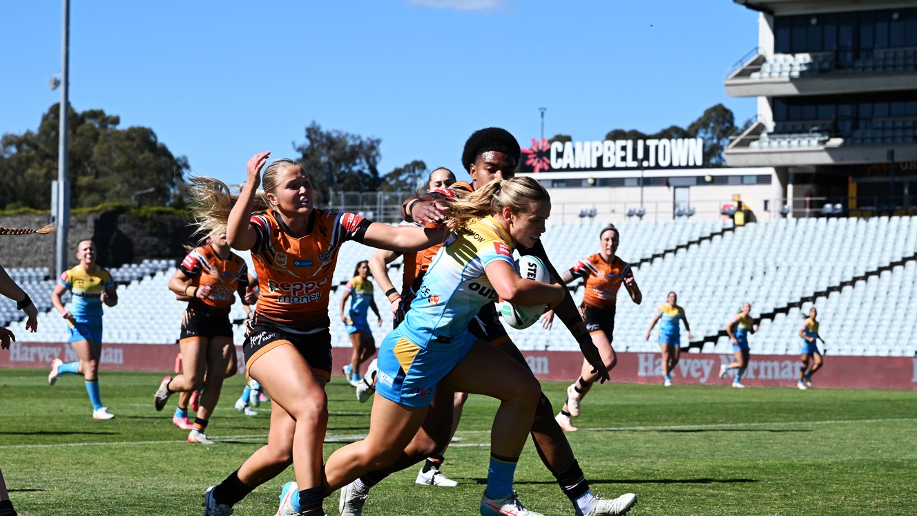 Tigers suffer heavy NRLW loss to Titans